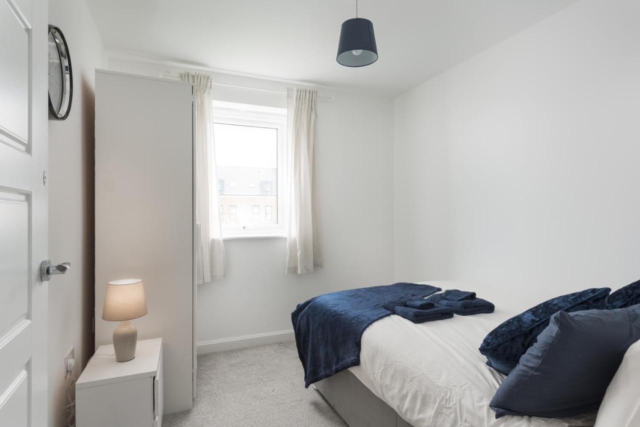 Two Bedroom Apartment - Milton Keynes By Aryas Properties Broughton  Экстерьер фото
